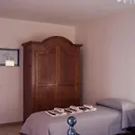 Castelvecchio, Casa Con Piscina A * Fabriano