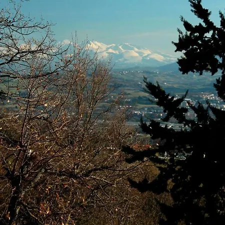 Castelvecchio, Casa Con Piscina A * Fabriano
