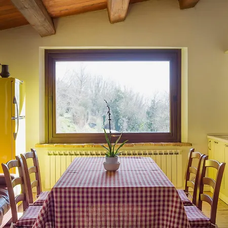 Castelvecchio, Casa Con Piscina A *