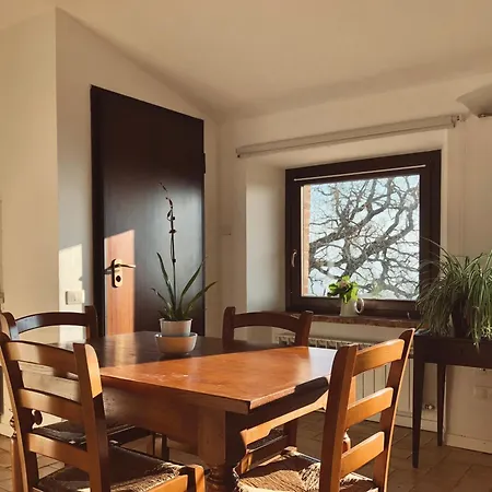 Farm stay Castelvecchio, Casa Con Piscina A Fabriano