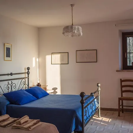 Farm stay Castelvecchio, Casa Con Piscina A *