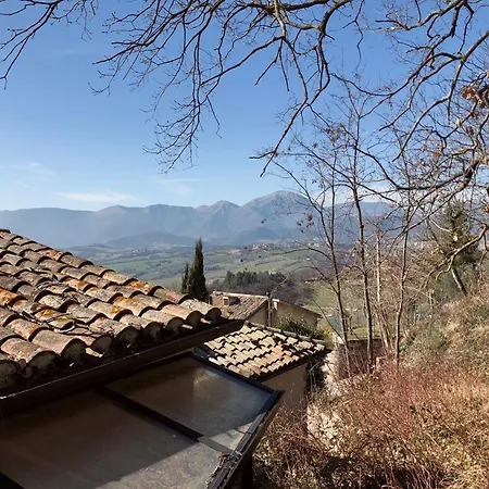 Castelvecchio, Casa Con Piscina A Gospodarstwo agroturystyczne Fabriano