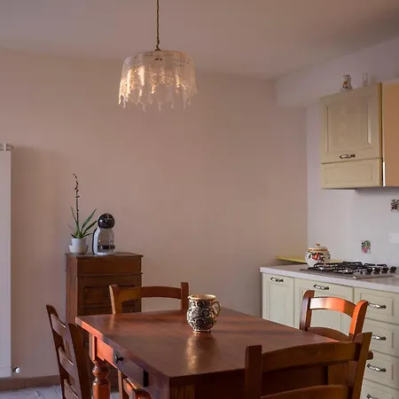 Castelvecchio, Casa Con Piscina A Farm stay *