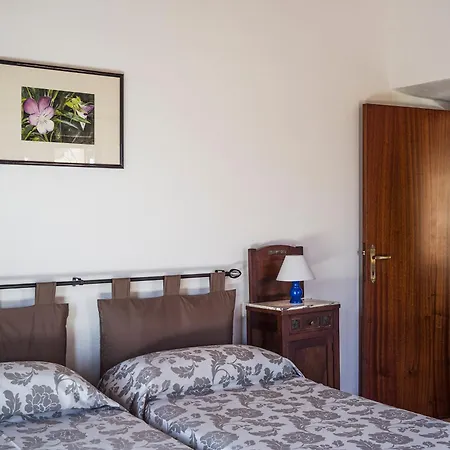 Farm stay Castelvecchio, Casa Con Piscina A Fabriano