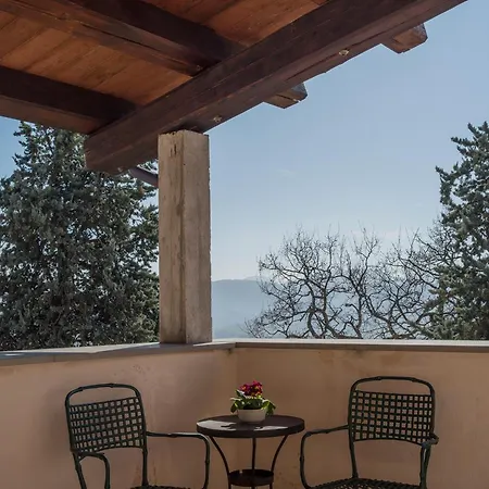 Farm stay Castelvecchio, Casa Con Piscina A *