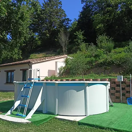 Castelvecchio, Casa Con Piscina A Farm stay Fabriano